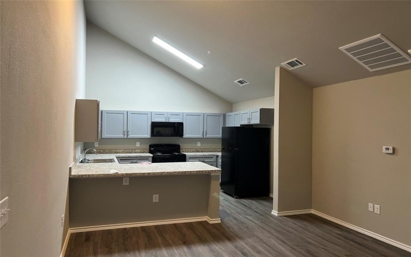 6108 Abrams Road #225, Dallas, TX 75231, 2 Habitaciones Habitaciones , ,1 BañoBaños,Residential,En Venta,6108 Abrams Road,20957250
