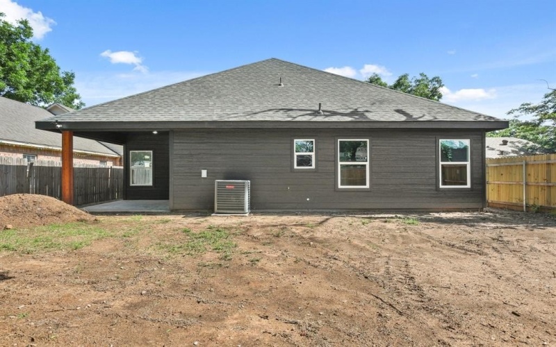 3813 Galvez Avenue, Fort Worth, TX 76111, 3 Habitaciones Habitaciones , ,2 BañosBaños,Residential,En Venta,3813 Galvez Avenue,0,20957313