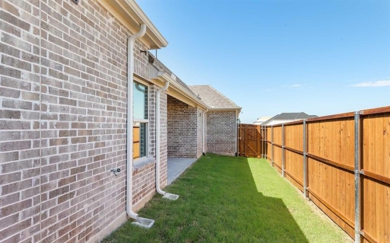 704 Garrett Parkway, Celina, TX 75009, 3 Habitaciones Habitaciones , ,2 BañosBaños,Residential,En Venta,704 Garrett Parkway,0,20957382