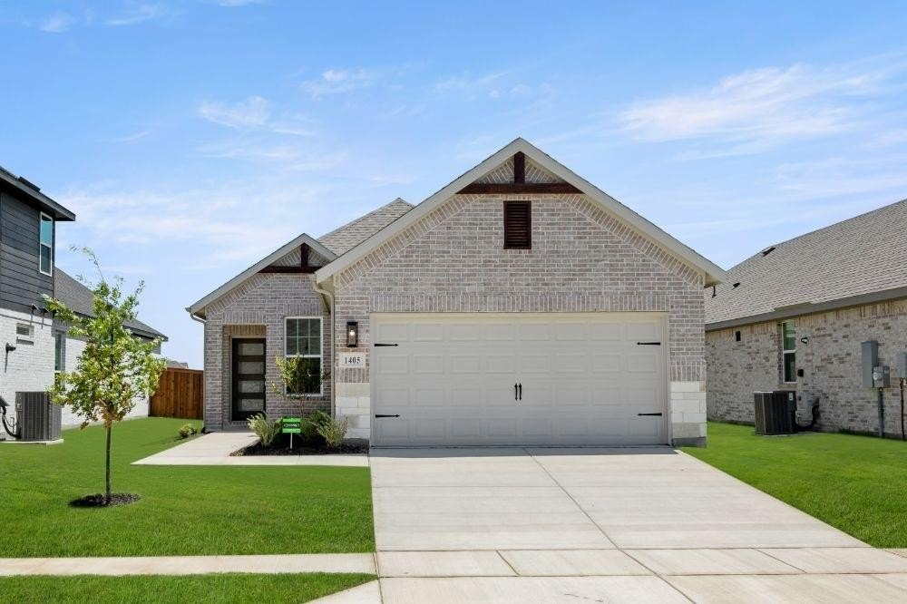 1405 Grove Pond Road, Forney, TX 75126, 3 Bedrooms Bedrooms, ,2 BathroomsBathrooms,Residential,For Sale,1405 Grove Pond Road,20957386