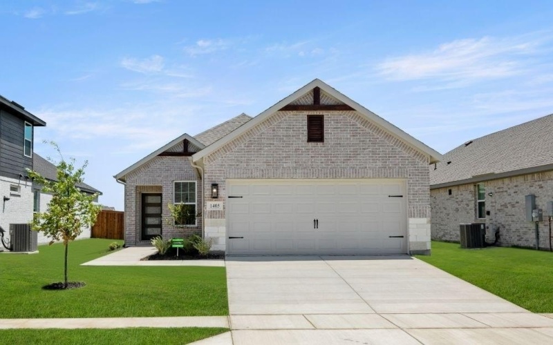 1405 Grove Pond Road, Forney, TX 75126, 3 Bedrooms Bedrooms, ,2 BathroomsBathrooms,Residential,For Sale,1405 Grove Pond Road,20957386