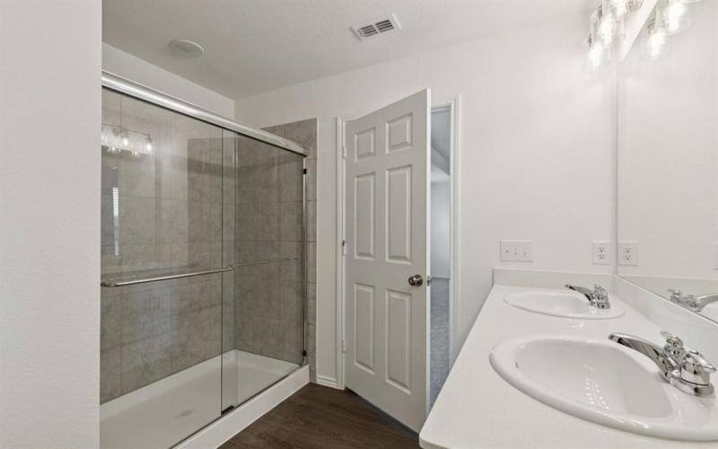 1061 Clear Dusk Lane, Forney, TX 75126, 4 Bedrooms Bedrooms, ,3 BathroomsBathrooms,Residential,For Sale,1061 Clear Dusk Lane,20957591