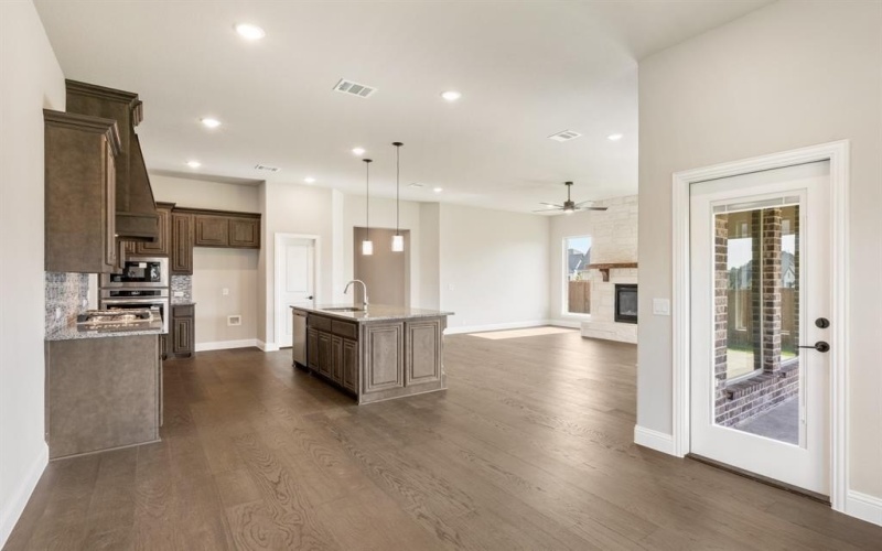 1208 Winona Street, DeSoto, TX 75115, 4 Bedrooms Bedrooms, ,3 BathroomsBathrooms,Residential,For Sale,1208 Winona Street,0,20957650