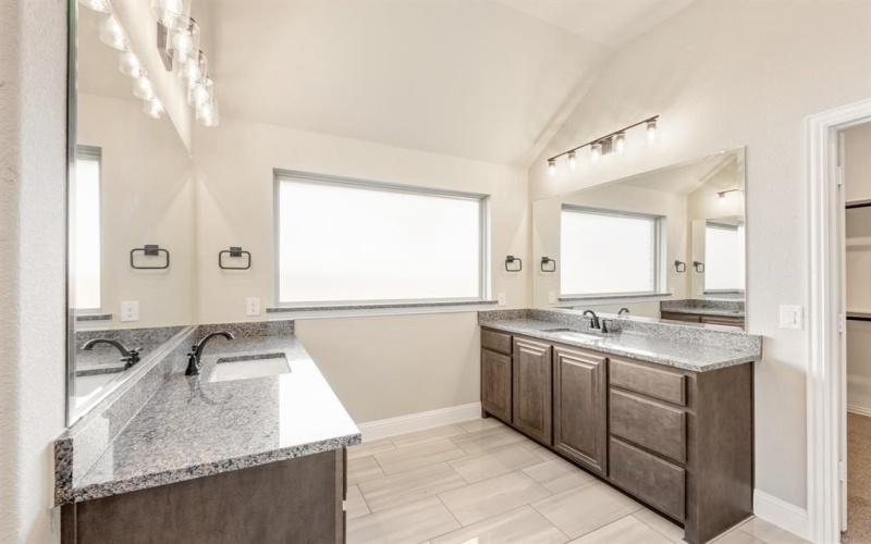 1208 Winona Street, DeSoto, TX 75115, 4 Bedrooms Bedrooms, ,3 BathroomsBathrooms,Residential,For Sale,1208 Winona Street,0,20957650