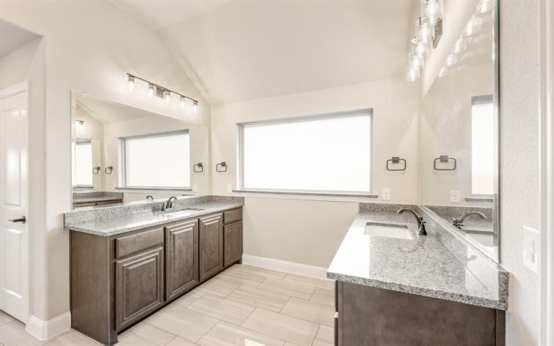 1208 Winona Street, DeSoto, TX 75115, 4 Bedrooms Bedrooms, ,3 BathroomsBathrooms,Residential,For Sale,1208 Winona Street,0,20957650