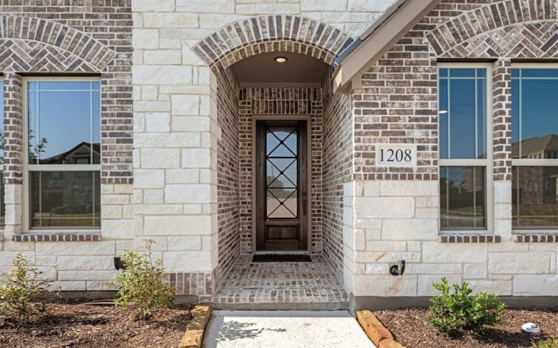 1208 Winona Street, DeSoto, TX 75115, 4 Bedrooms Bedrooms, ,3 BathroomsBathrooms,Residential,For Sale,1208 Winona Street,0,20957650