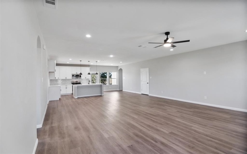 497 Private Road 7413, Wills Point, TX 75169, 4 Bedrooms Bedrooms, ,2 BathroomsBathrooms,Residential,For Sale,497 Private Road 7413,20957726