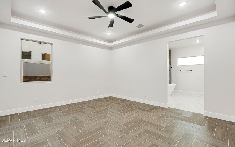 5696 RIO BONITO Circle, El Paso, TX 79932, 5 Habitaciones Habitaciones , ,3 BañosBaños,Residential,En Venta,5696 RIO BONITO Circle,915049