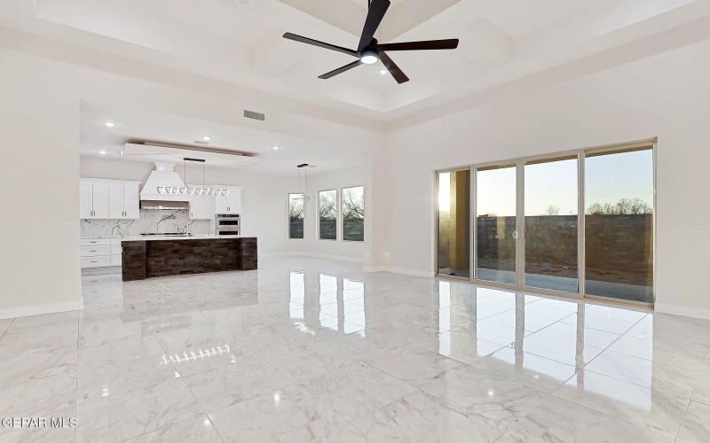 5696 RIO BONITO Circle, El Paso, TX 79932, 5 Habitaciones Habitaciones , ,3 BañosBaños,Residential,En Venta,5696 RIO BONITO Circle,915049