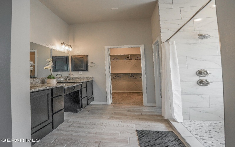 3920 Aspiration Street, El Paso, TX 79938, 5 Bedrooms Bedrooms, ,3 BathroomsBathrooms,Residential,For Sale,3920 Aspiration Street,923937