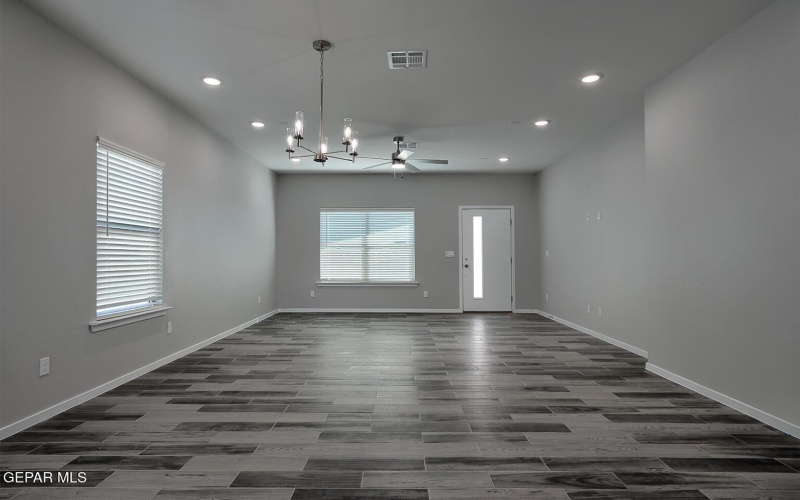 7461 NORTE PORTUGAL Lane, El Paso, TX 79934, 3 Habitaciones Habitaciones , ,2 BañosBaños,Residential,En Venta,7461 NORTE PORTUGAL Lane,923961