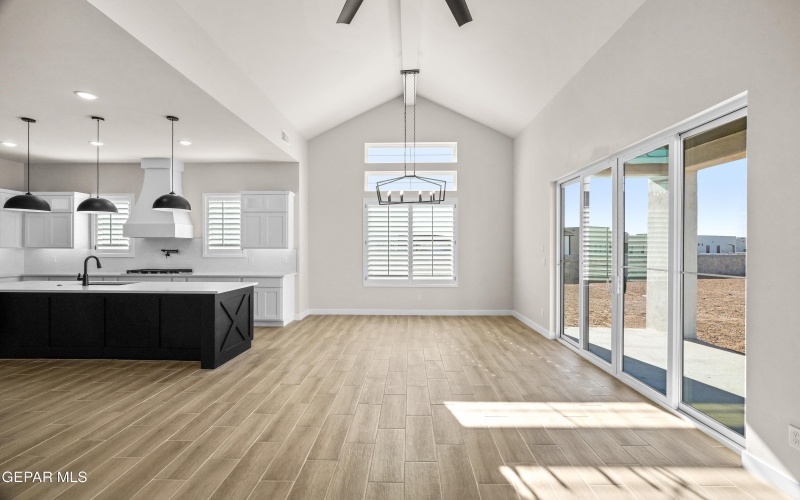 12948 SHAWBURY Drive, El Paso, TX 79928, 4 Habitaciones Habitaciones , ,3 BañosBaños,Residential,En Venta,12948 SHAWBURY Drive,923990
