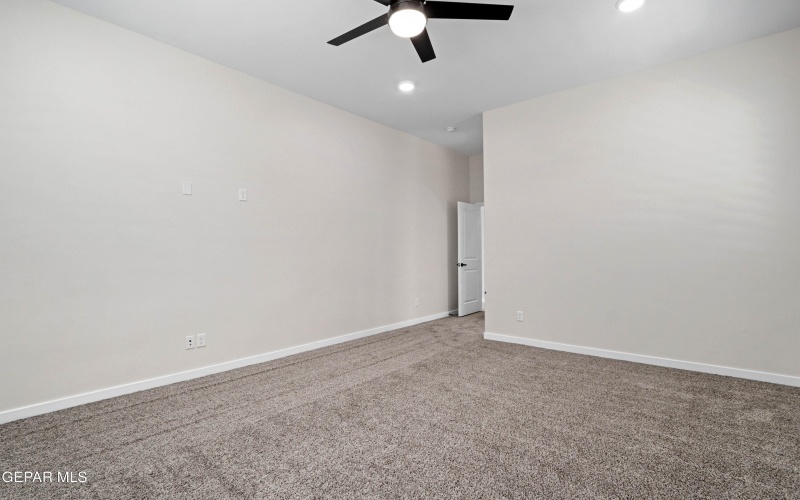 13351 JEFF WINTON Drive, El Paso, TX 79928, 4 Habitaciones Habitaciones , ,3 BañosBaños,Residential,En Venta,13351 JEFF WINTON Drive,923999