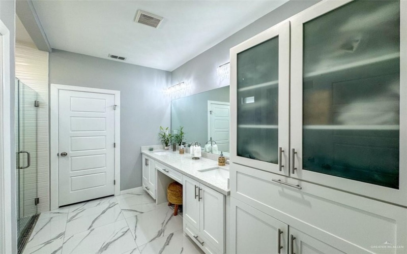 1313 W Dawes Avenue W, Alton, TX 78573, 3 Bedrooms Bedrooms, ,2 BathroomsBathrooms,Residential,For Sale,1313 W Dawes Avenue W,472769