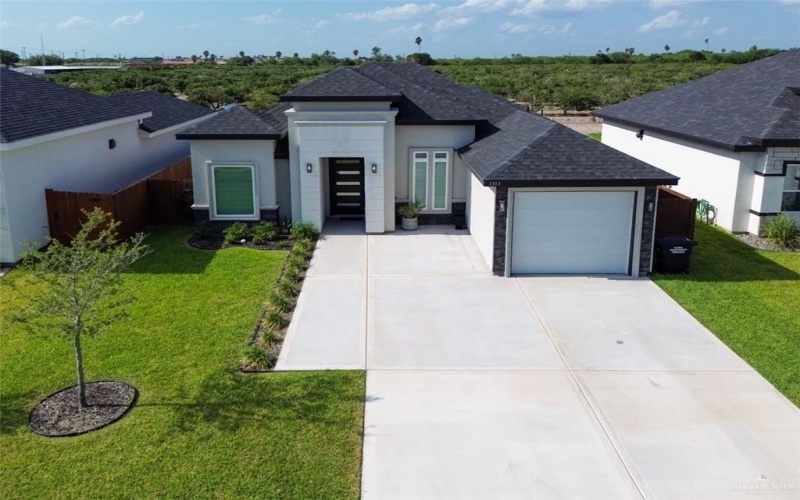 1313 W Dawes Avenue W, Alton, TX 78573, 3 Bedrooms Bedrooms, ,2 BathroomsBathrooms,Residential,For Sale,1313 W Dawes Avenue W,472769