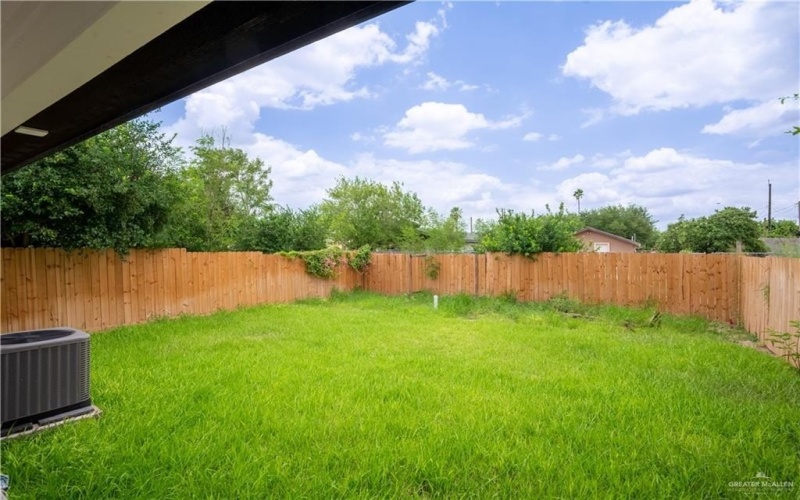 612 S 21st Street, Donna, TX 78537, 2 Bedrooms Bedrooms, ,2 BathroomsBathrooms,Residential,For Sale,612 S 21st Street,473053
