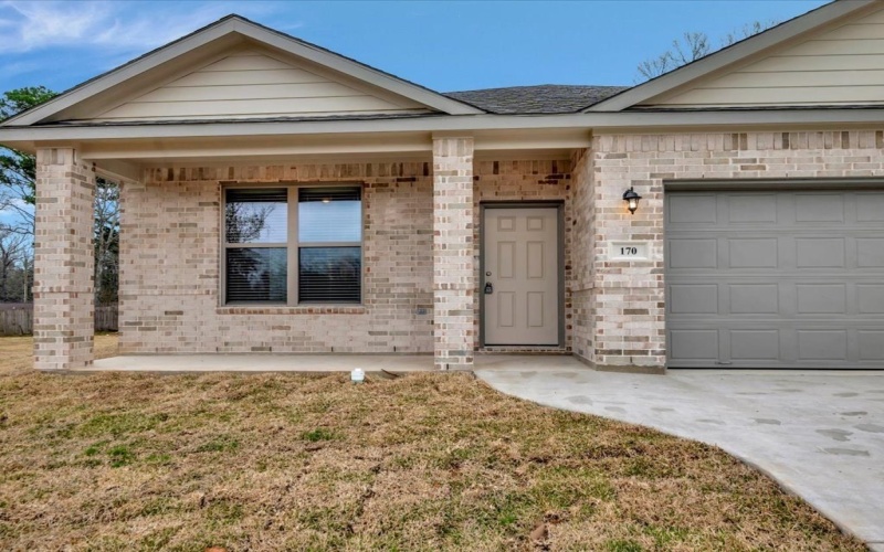 170 Byrd Drive, Lufkin, TX 75901, 3 Bedrooms Bedrooms, ,2 BathroomsBathrooms,Residential,For Sale,170 Byrd Drive,22501010