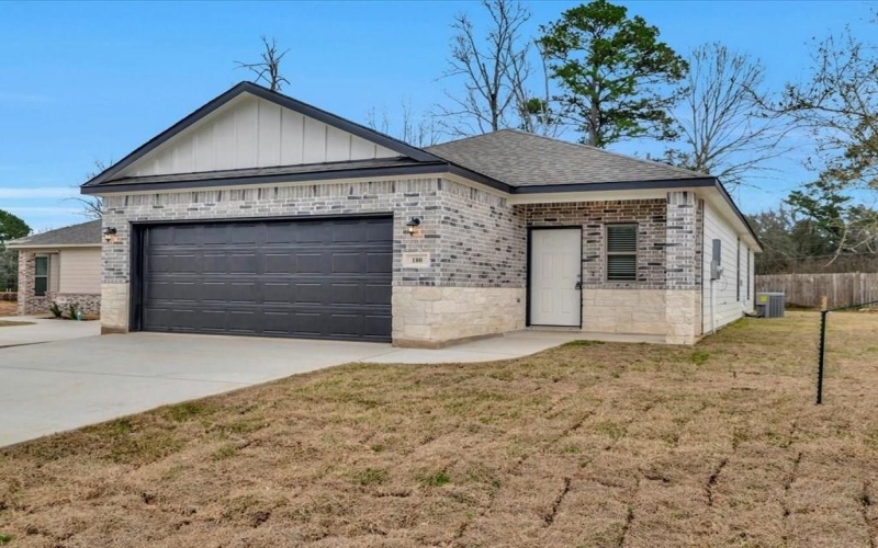 180 Byrd Drive, Lufkin, TX 75901, 3 Habitaciones Habitaciones , ,2 BañosBaños,Residential,En Venta,180 Byrd Drive,22501013
