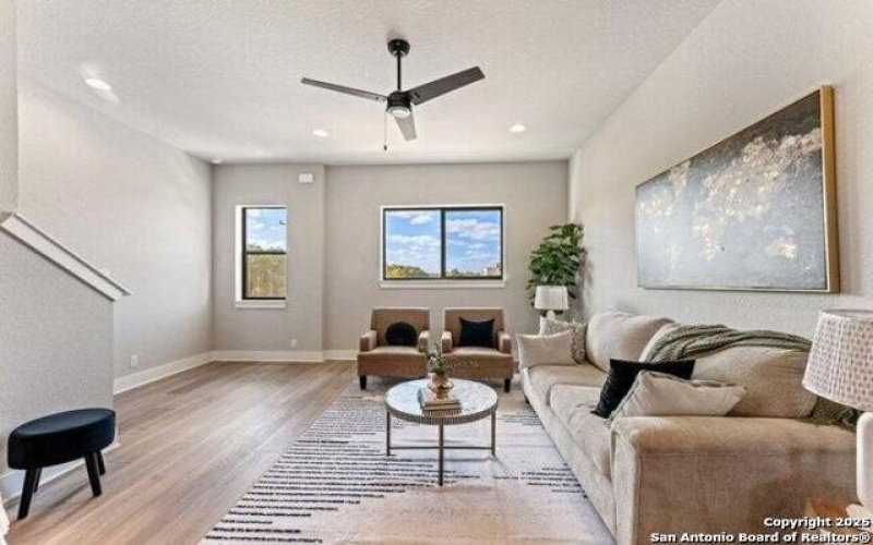 7942 Kennedy Hl #8 #8, San Antonio, TX 78235, 3 Habitaciones Habitaciones , ,3 BañosBaños,Residential,En Venta,7942 Kennedy Hl #8,1872825