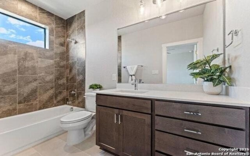 7942 Kennedy Hl #8 #8, San Antonio, TX 78235, 3 Habitaciones Habitaciones , ,3 BañosBaños,Residential,En Venta,7942 Kennedy Hl #8,1872825