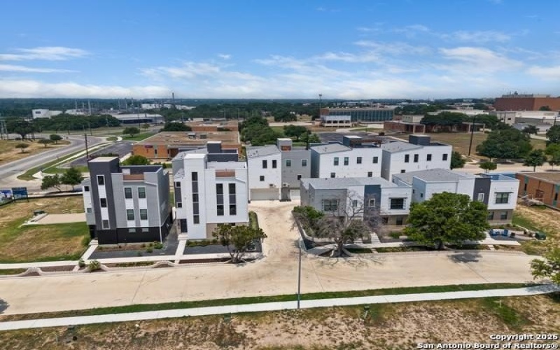 7942 Kennedy Hl #8 #8, San Antonio, TX 78235, 3 Habitaciones Habitaciones , ,3 BañosBaños,Residential,En Venta,7942 Kennedy Hl #8,1872825