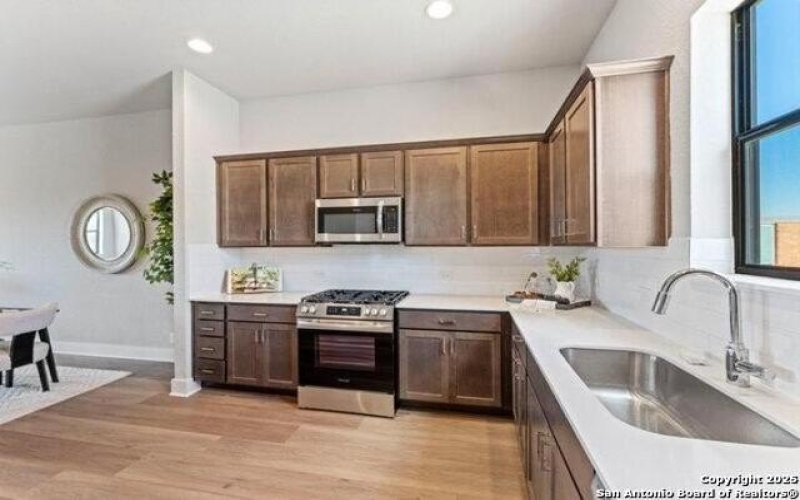 7942 Kennedy Hl #8 #8, San Antonio, TX 78235, 3 Habitaciones Habitaciones , ,3 BañosBaños,Residential,En Venta,7942 Kennedy Hl #8,1872825