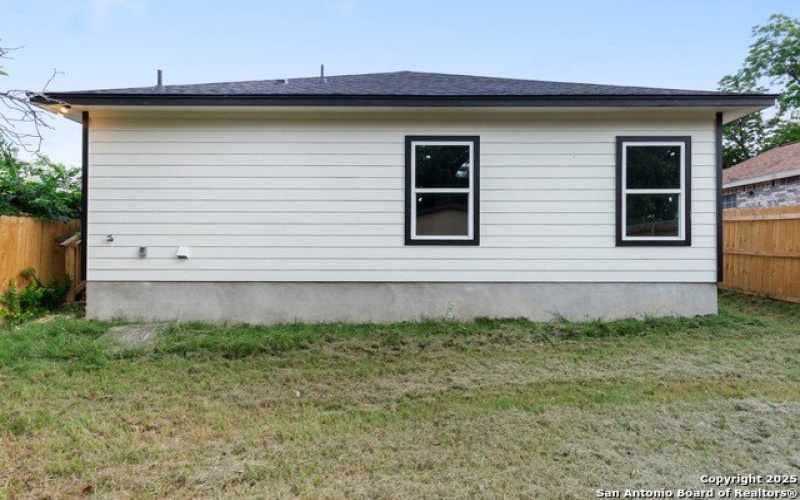 241 Hawthorne, San Antonio, TX 78214, 3 Bedrooms Bedrooms, ,2 BathroomsBathrooms,Residential,For Sale,241 Hawthorne,1872907
