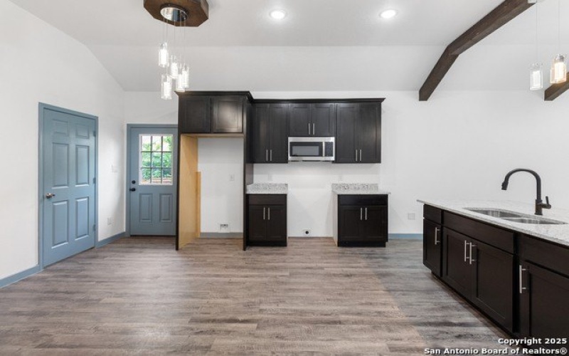 241 Hawthorne, San Antonio, TX 78214, 3 Bedrooms Bedrooms, ,2 BathroomsBathrooms,Residential,For Sale,241 Hawthorne,1872907