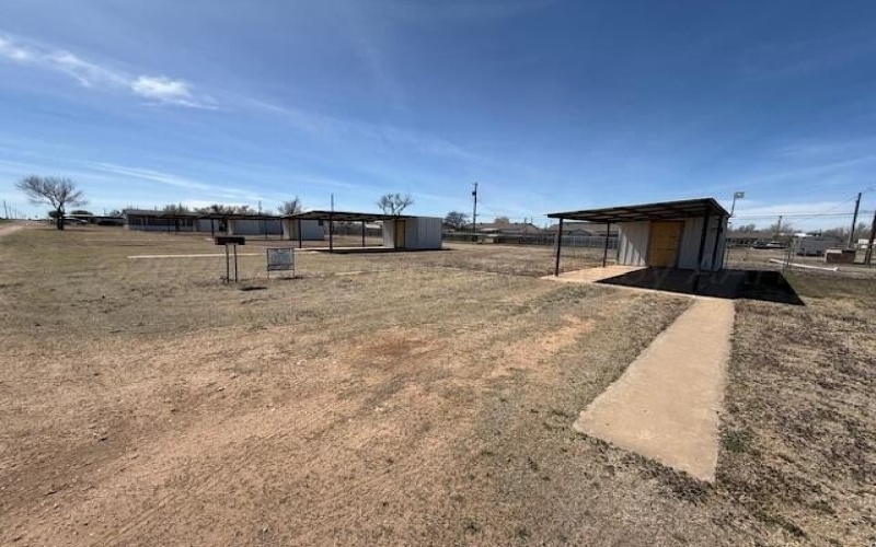 1124-1144 S Osborn Street, Pampa, TX 79065, 2 Bedrooms Bedrooms, ,2 BathroomsBathrooms,Residential,For Sale,1124-1144 S Osborn Street,25-2865