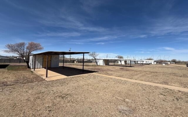 1124-1144 S Osborn Street, Pampa, TX 79065, 2 Bedrooms Bedrooms, ,2 BathroomsBathrooms,Residential,For Sale,1124-1144 S Osborn Street,25-2865