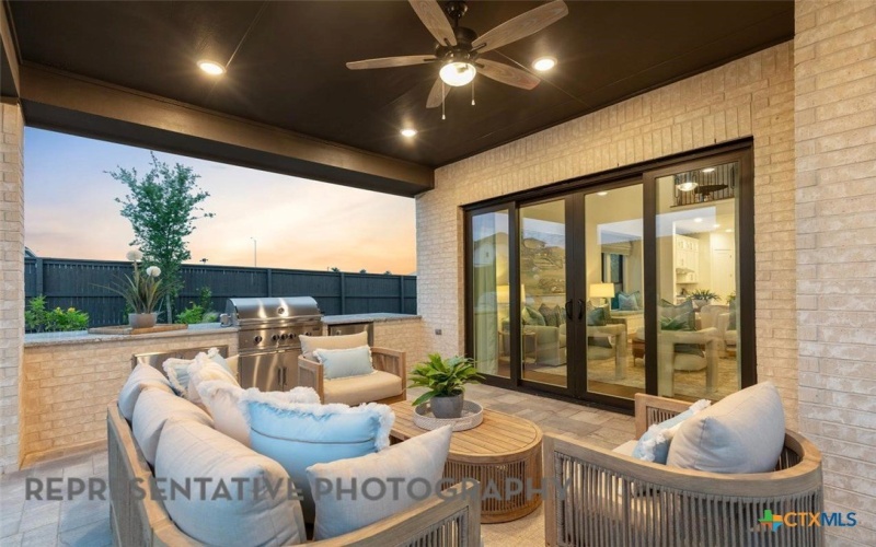 221 Dycus Bend, Liberty Hill, TX 78642, 4 Bedrooms Bedrooms, ,5 BathroomsBathrooms,Residential,For Sale,221 Dycus Bend,582369