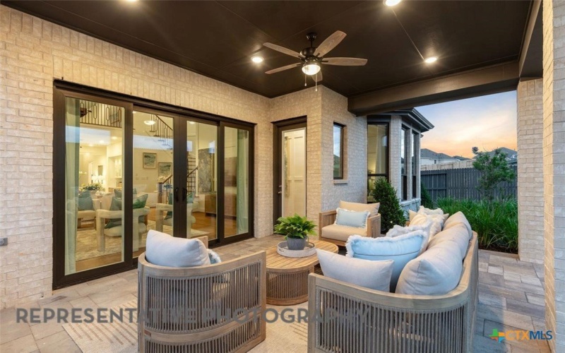 221 Dycus Bend, Liberty Hill, TX 78642, 4 Bedrooms Bedrooms, ,5 BathroomsBathrooms,Residential,For Sale,221 Dycus Bend,582369