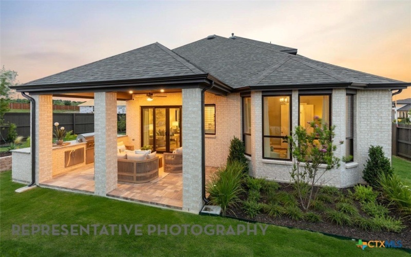 221 Dycus Bend, Liberty Hill, TX 78642, 4 Bedrooms Bedrooms, ,5 BathroomsBathrooms,Residential,For Sale,221 Dycus Bend,582369