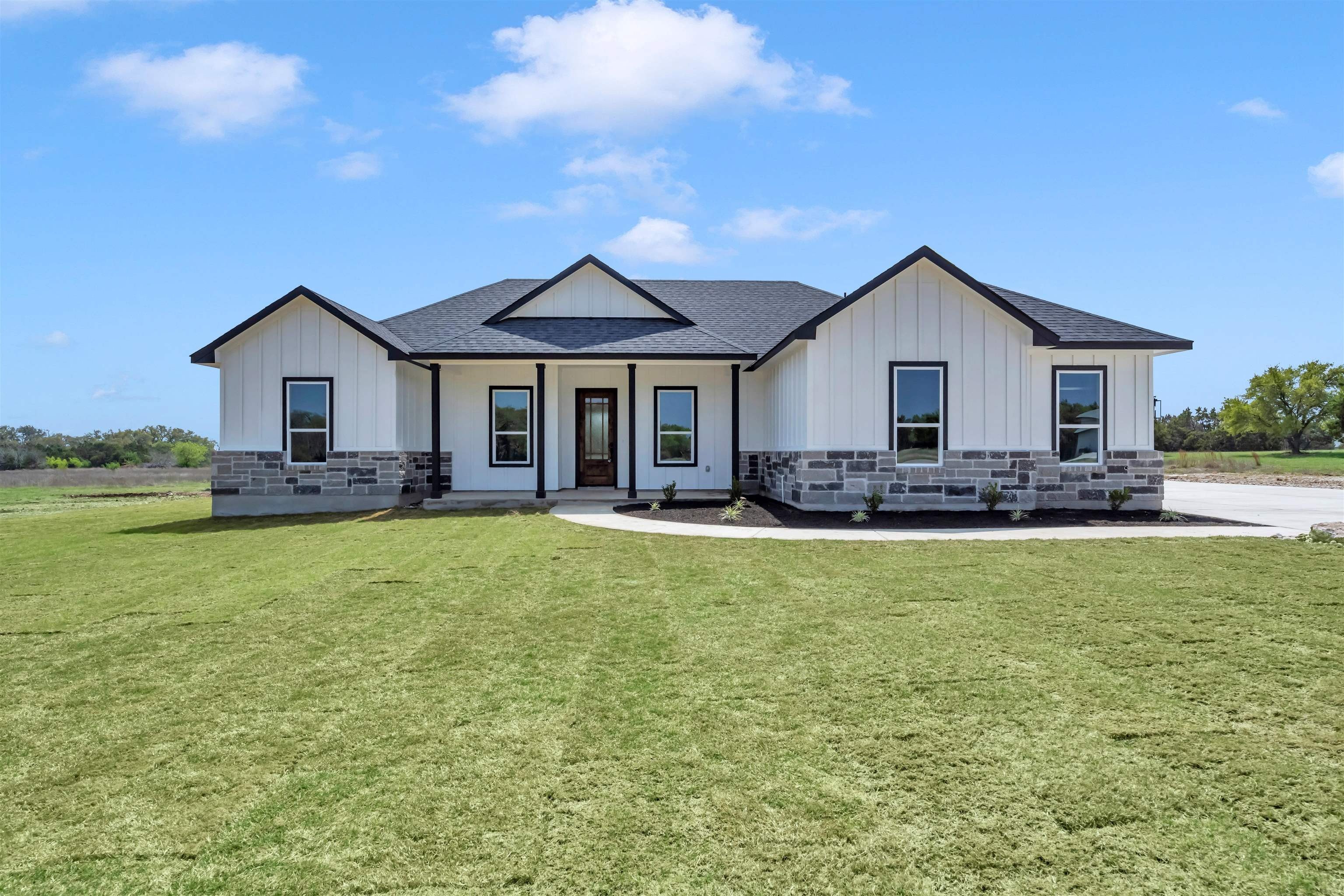 112 Rosebud Ranch Road, Bertram, TX 78605, 5 Habitaciones Habitaciones , ,2 BañosBaños,Residential,En Venta,112 Rosebud Ranch Road,173708