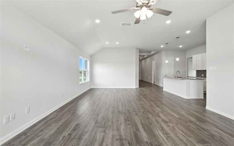 2311 Ridgecrest Lane, Sherman, TX 75092, 5 Bedrooms Bedrooms, ,3 BathroomsBathrooms,Residential,For Sale,2311 Ridgecrest Lane,20877102