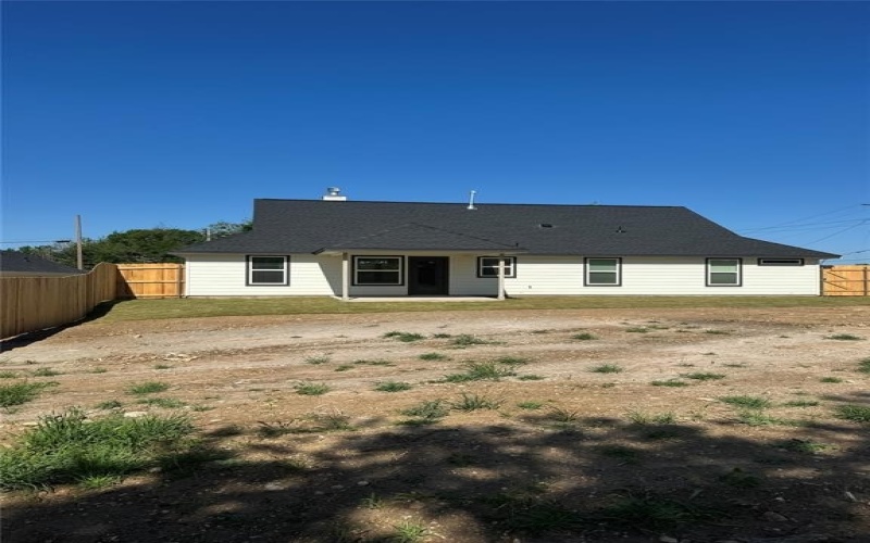 608 N MILL Street, Weatherford, TX 76086, 3 Habitaciones Habitaciones , ,2 BañosBaños,Residential,En Venta,608 N MILL Street,20894163