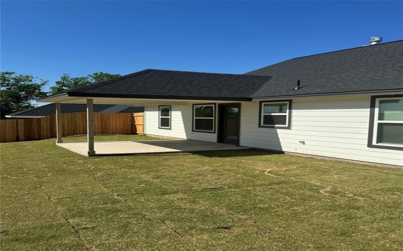 608 N MILL Street, Weatherford, TX 76086, 3 Habitaciones Habitaciones , ,2 BañosBaños,Residential,En Venta,608 N MILL Street,20894163