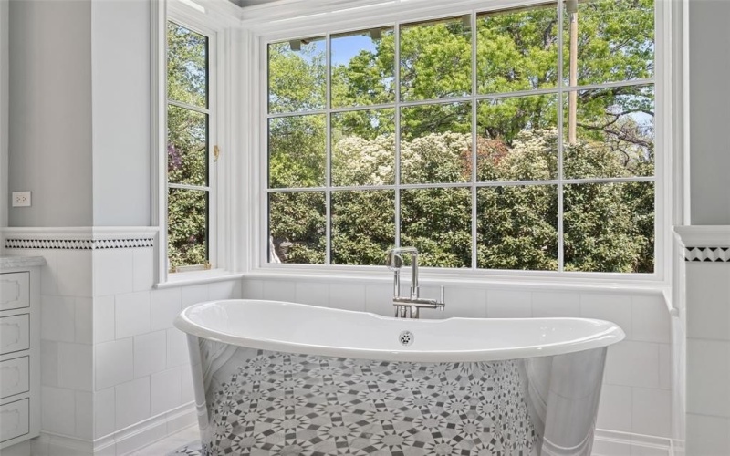 4400 Belfort Place, Highland Park, TX 75205, 5 Bedrooms Bedrooms, ,6 BathroomsBathrooms,Residential,For Sale,4400 Belfort Place,20954999