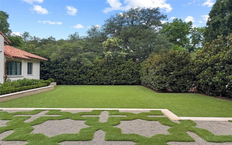 4400 Belfort Place, Highland Park, TX 75205, 5 Bedrooms Bedrooms, ,6 BathroomsBathrooms,Residential,For Sale,4400 Belfort Place,20954999