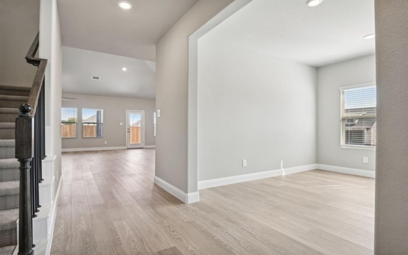 413 Stagg Street, McKinney, TX 75069, 4 Bedrooms Bedrooms, ,2 BathroomsBathrooms,Residential,For Sale,413 Stagg Street,20955488