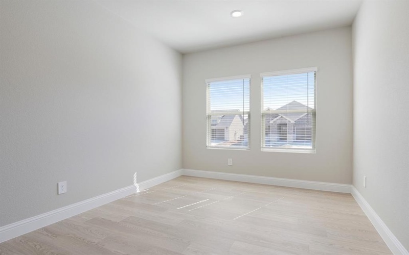 413 Stagg Street, McKinney, TX 75069, 4 Bedrooms Bedrooms, ,2 BathroomsBathrooms,Residential,For Sale,413 Stagg Street,20955488