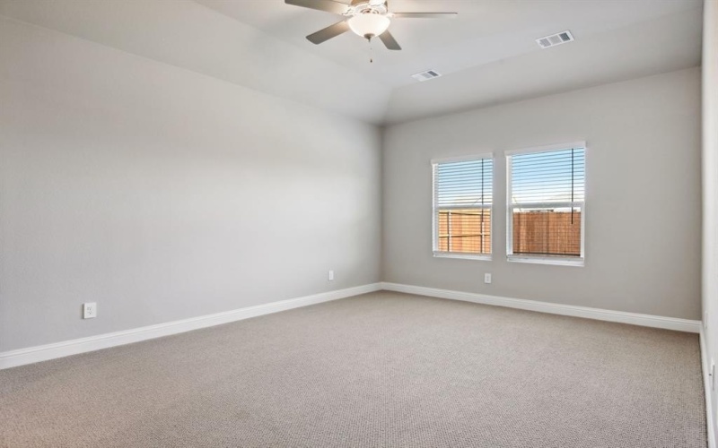 413 Stagg Street, McKinney, TX 75069, 4 Bedrooms Bedrooms, ,2 BathroomsBathrooms,Residential,For Sale,413 Stagg Street,20955488