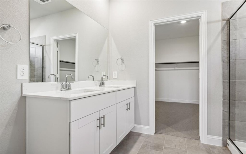 413 Stagg Street, McKinney, TX 75069, 4 Bedrooms Bedrooms, ,2 BathroomsBathrooms,Residential,For Sale,413 Stagg Street,20955488