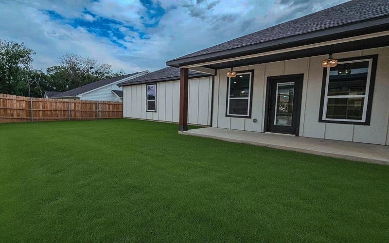 816 Jameson Street, Weatherford, TX 76086, 3 Habitaciones Habitaciones , ,2 BañosBaños,Residential,En Venta,816 Jameson Street,20955524