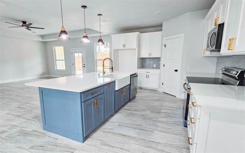 816 Jameson Street, Weatherford, TX 76086, 3 Habitaciones Habitaciones , ,2 BañosBaños,Residential,En Venta,816 Jameson Street,20955524