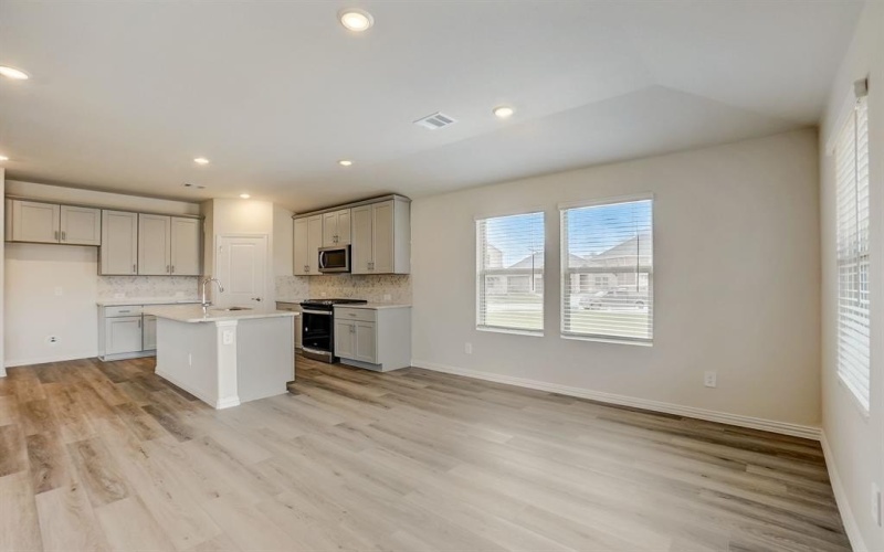 1357 Los Olmos Lane, Crandall, TX 75114, 4 Bedrooms Bedrooms, ,3 BathroomsBathrooms,Residential,For Sale,1357 Los Olmos Lane,20955654