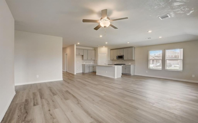 1357 Los Olmos Lane, Crandall, TX 75114, 4 Bedrooms Bedrooms, ,3 BathroomsBathrooms,Residential,For Sale,1357 Los Olmos Lane,20955654