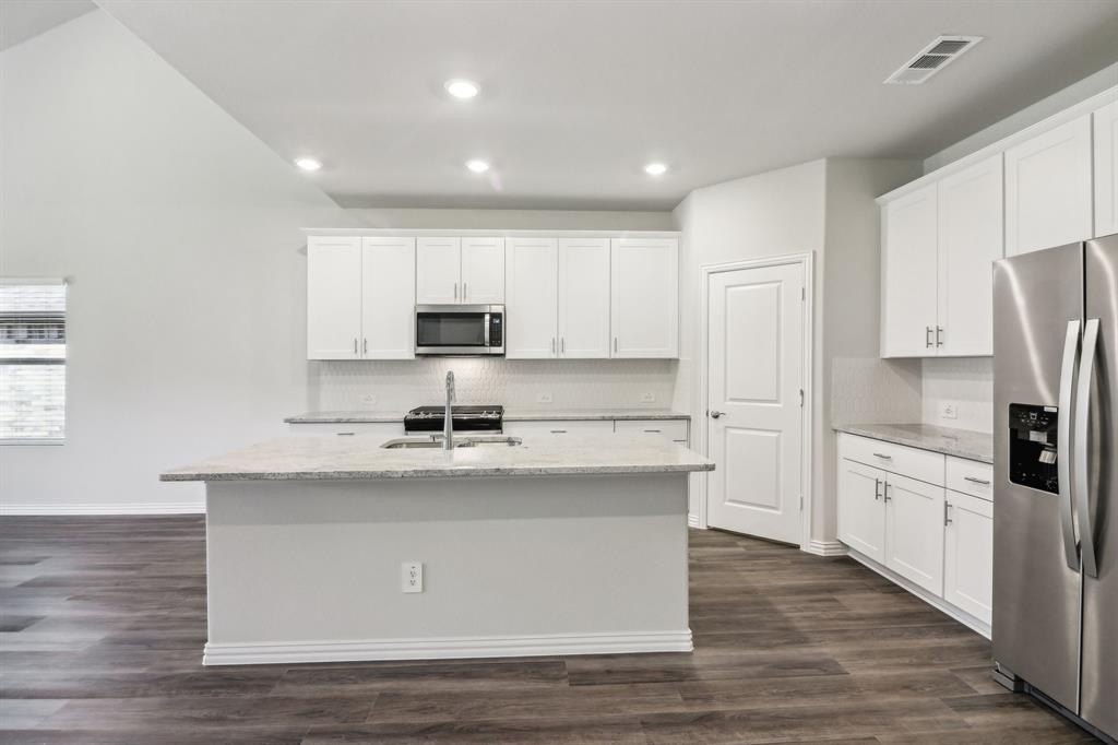 1355 Los Olmos Lane, Crandall, TX 75114, 5 Bedrooms Bedrooms, ,3 BathroomsBathrooms,Residential,For Sale,1355 Los Olmos Lane,20955670