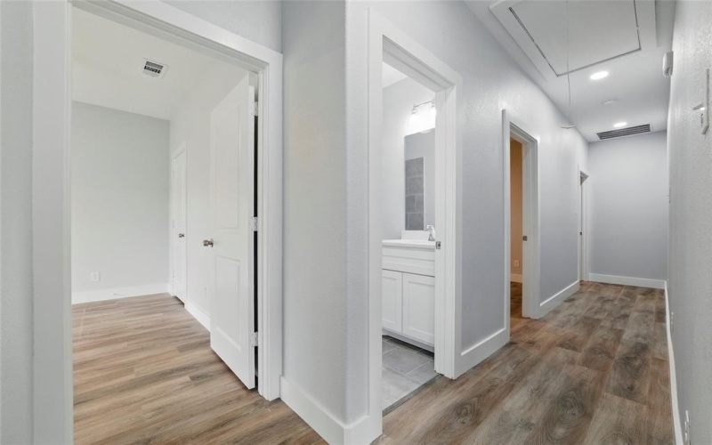 1209 E Annie Street, Fort Worth, TX 76104, 4 Bedrooms Bedrooms, ,2 BathroomsBathrooms,Residential,For Sale,1209 E Annie Street,20956805