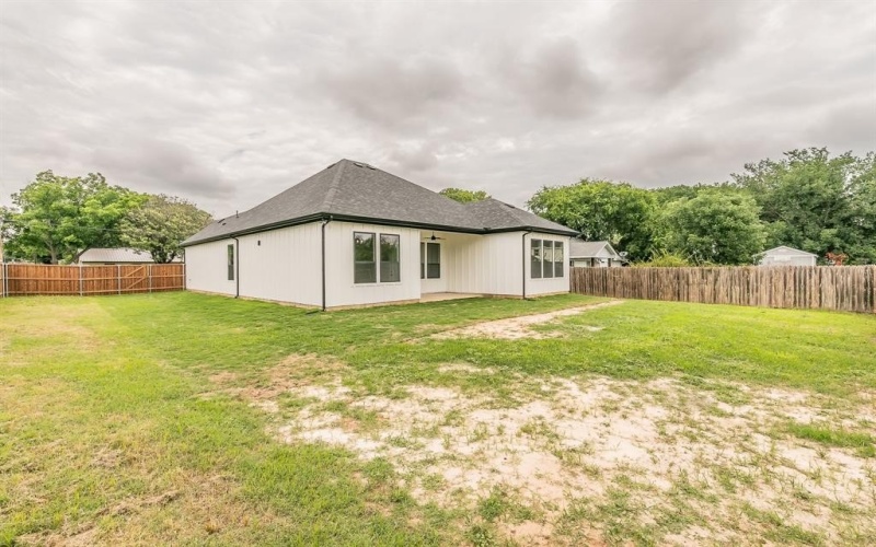 213 S Hitt Street, Boyd, TX 76023, 4 Bedrooms Bedrooms, ,2 BathroomsBathrooms,Residential,For Sale,213 S Hitt Street,20957209